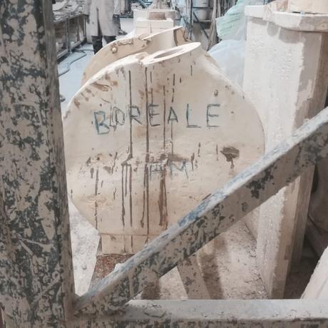 Faïences revisitées par Aurélie Richard pour les Faïencerie de Charolles