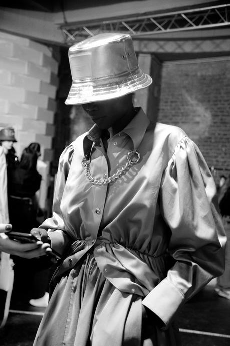 Backstage : le défilé Victoria/Tomas automne-hiver 2020/2021 Backstage : le défilé Victoria/Tomas automne-hiver 2020/2021