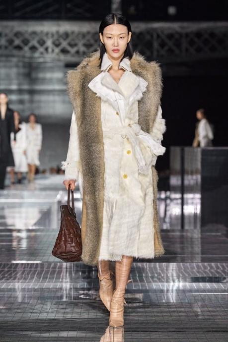 Burberry : l’Angleterre n’est pas si sage Burberry : l’Angleterre n’est pas si sage