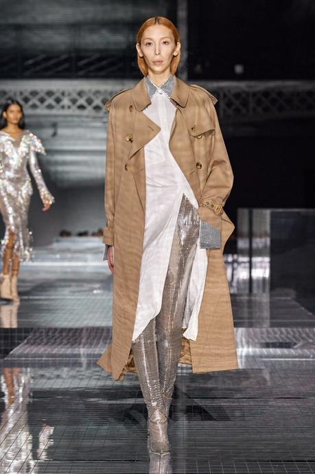 Burberry : l’Angleterre n’est pas si sage Burberry : l’Angleterre n’est pas si sage