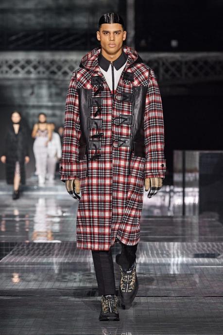 Burberry : l’Angleterre n’est pas si sage Burberry : l’Angleterre n’est pas si sage