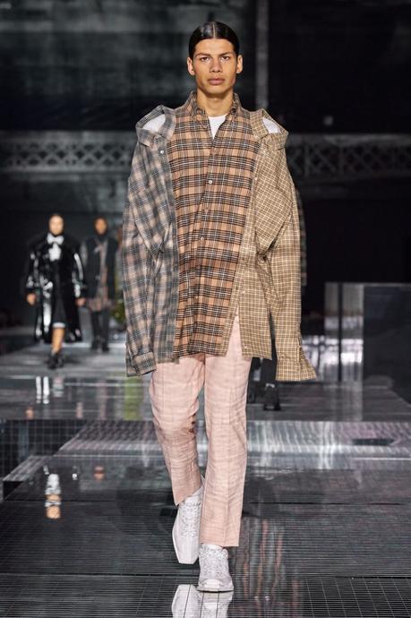 Burberry : l’Angleterre n’est pas si sage Burberry : l’Angleterre n’est pas si sage