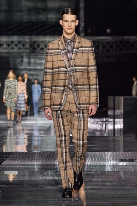 Burberry : l’Angleterre n’est pas si sage Burberry : l’Angleterre n’est pas si sage