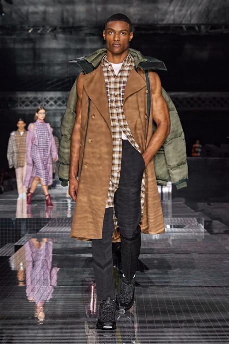 Burberry : l’Angleterre n’est pas si sage Burberry : l’Angleterre n’est pas si sage