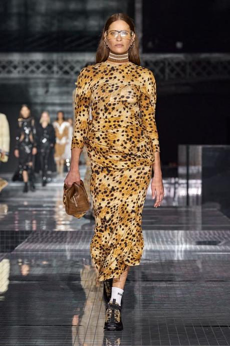 Burberry : l’Angleterre n’est pas si sage Burberry : l’Angleterre n’est pas si sage