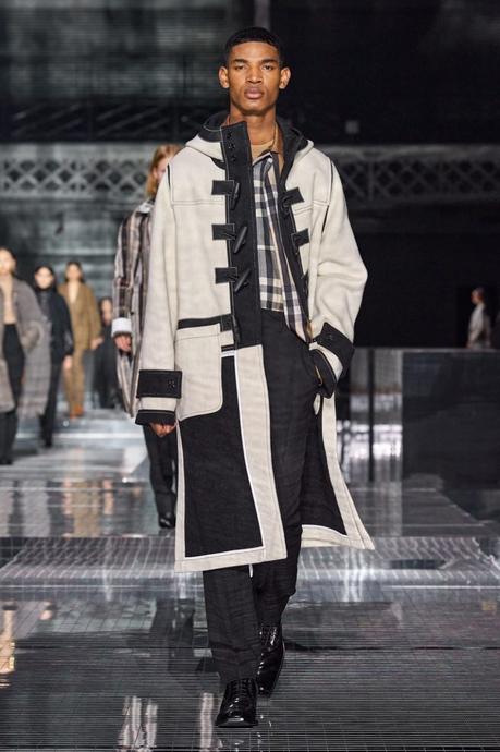 Burberry : l’Angleterre n’est pas si sage Burberry : l’Angleterre n’est pas si sage