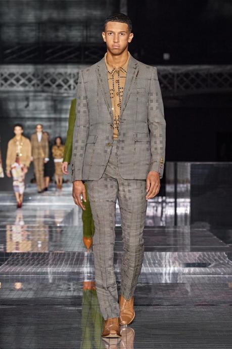 Burberry : l’Angleterre n’est pas si sage Burberry : l’Angleterre n’est pas si sage