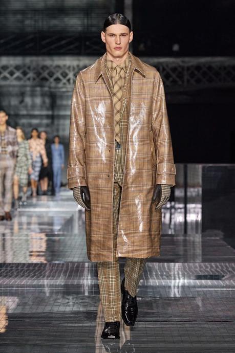 Burberry : l’Angleterre n’est pas si sage Burberry : l’Angleterre n’est pas si sage