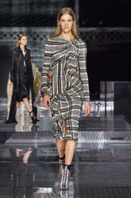 Burberry : l’Angleterre n’est pas si sage Burberry : l’Angleterre n’est pas si sage