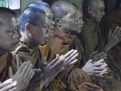 Le 25 Mars la Thaïlande diffusera la prière des sept légende en soutient au moral du public confronté au Covid-19 Le 25 Mars la Thaïlande diffusera la prière des sept légende en soutient au moral du public confronté au Covid-19