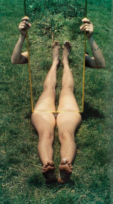 N'y a-t-il qu'une seule conscience ? etc. JOAN JONAS LIVE CE SOIR 28 FEVRIER A LA TATE MODERN ET SUR LE WEB MONDIAL