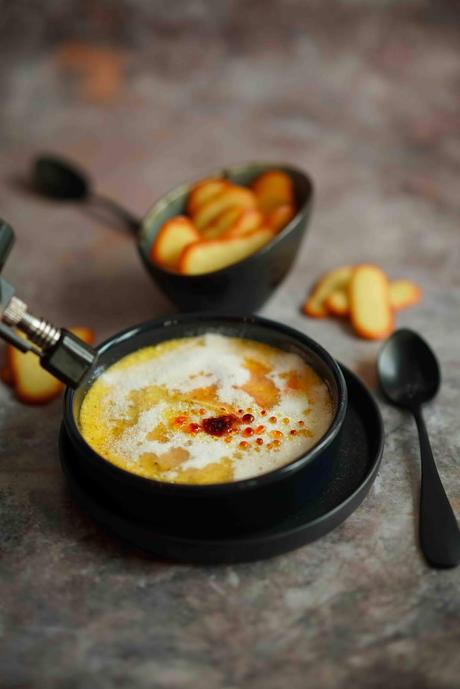 dessert français , cuisine de bistro , crème à la vanille