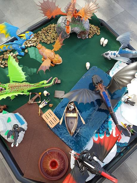 Bac de jeu/ tufftray spécial films Dragons BAC DE JEU spécial films DRAGONS - Février 2020