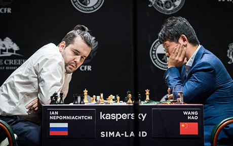Ian Nepomniachtchi en tête du tournoi des candidats - Photo © FIDE 