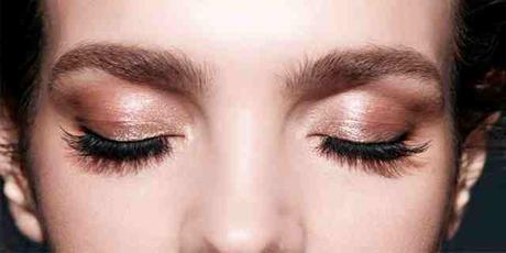 GUERLAIN POUR UN REGARD SPECTACULAIRE GUERLAIN POUR UN REGARD SPECTACULAIRE