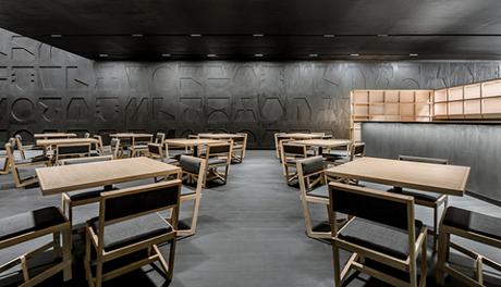 Tori Tori, un restaurant à l’architecture intérieur inspirée des armures de samouraïs