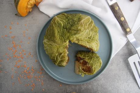 Cuillère et saladier : Chou farci végétarien au potimarron, lentilles corail et thé fumé