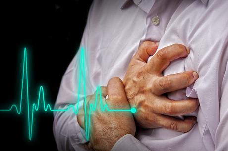 Un appel a minima à la surveillance du QT lors de l'utilisation de médicaments pouvant provoquer des changements du rythme cardiaque