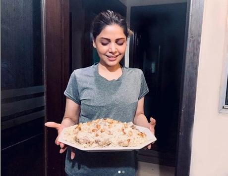 Pakistani Star in Quarantine – (COVID-19)