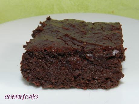 FONDANT AU CHOCOLAT (sans gluten, végétalien) FONDANT AU CHOCOLAT (sans gluten, végétalien)