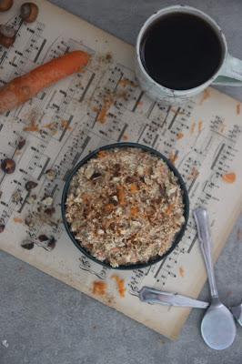 Cuillère et saladier : Porridge express façon carrot cake (vegan)