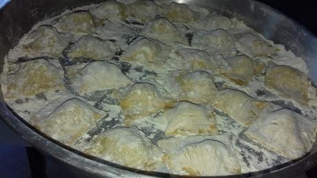 Raviolis frais maison: farce au boeuf et tomates confites séchées Raviolis frais maison: farce au boeuf et tomates confites séchées