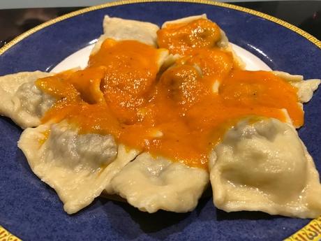 Raviolis frais maison: farce au boeuf et tomates confites séchées