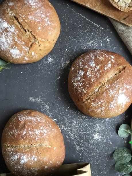 « Dipin maison » : le pain rond mauricien traditionnel de tous les jours !