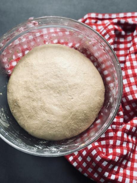 « Dipin maison » : le pain rond mauricien traditionnel de tous les jours !