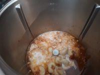 Crème de tomate à la coco et noix de cajou Cliquer sur les photographies pour les agrandir