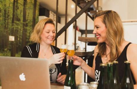 News bière – Archives du programme de certification Cicerone | The Growler – GUIDE DE LA BIÈRE ARTISANALE de l’Ontario | ON Craft Breweries | Brasseries en ON
 – Bière noire