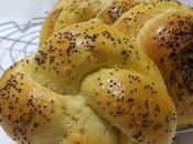 Petits pains maison briochés (khobz eddar).