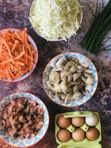 Riz frit « express »: riz « cantonais »mauricien au poulet, crevettes et légumes ! Une recette à adapter avec la viande et les légumes de son choix !