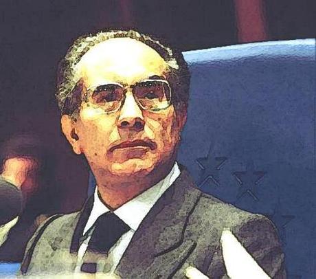 Emilio Colombo, grand promoteur de la coopération européenne Emilio Colombo, grand promoteur de la coopération européenne