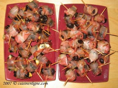 Mini brochette pruneau chèvre lard