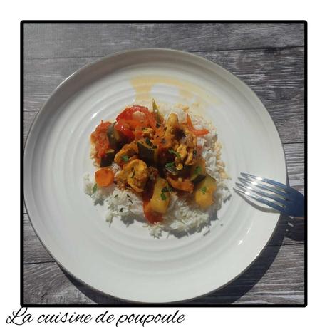 Curry au poulet et aux légumes Curry au poulet et aux légumes