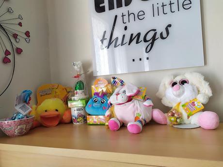 Fizzy Distribution fête pâques ! https://tartinemascara.blogspot.com/2020/04/fizzy-distribution-fete-paques.html