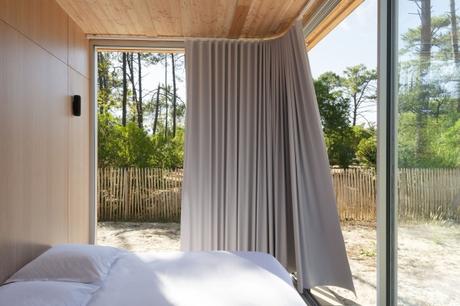 Villa en bois : architecture ouverte sur la pinède de Soulac-sur-Mer
