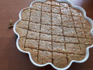 Basboussa Syrienne ou gâteau à la semoule Cliquer sur les photographies pour les agrandir