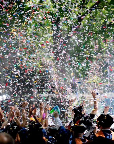 fête d anniversaire thème fête foraine confettis rire - blog déco - clemaroundthecorner