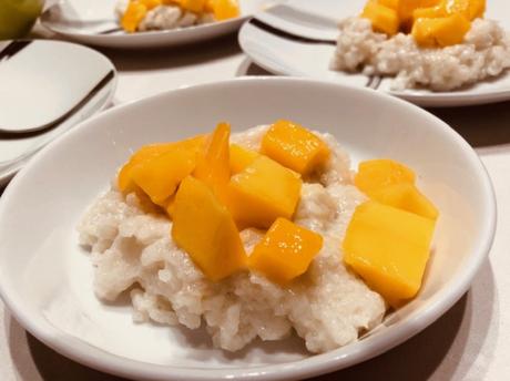 Journal de bord du confinement #32 Coronavirus – Riz gluant au lait de coco et mangue