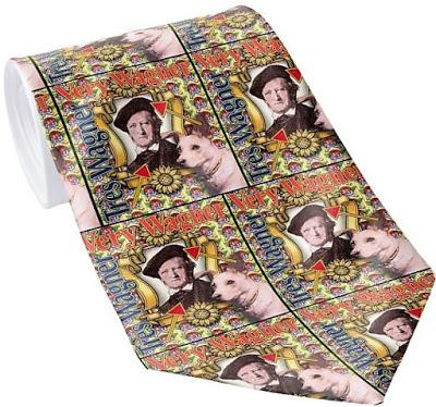 Le kitsch bayreuthois des années 1880 : la cravate et le bonnet de nuit Wagner