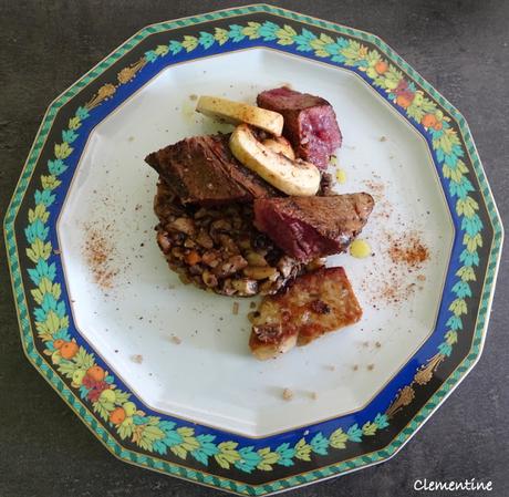 Magret de canard mariné, poêlée de cèpes et foie gras