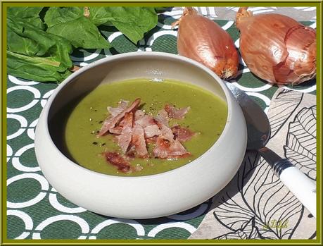 Velouté d'oseille, petits pois, et bacon