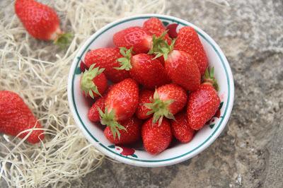 Cuillère et saladier : Cinq recettes avec des fraises