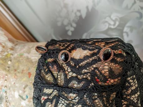 Dentelle noire Dentelle noire