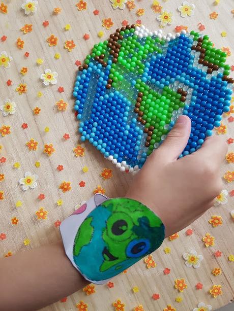 [EXPLORE THE UNIVERSE] Thème 5 : ECOLOGIE - JOUR DE LA TERRE Activités, documentaires, lectures