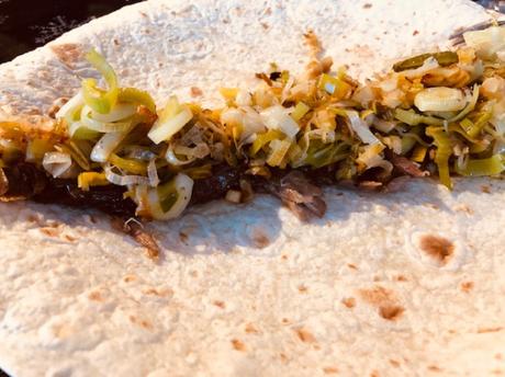 Journal de bord du confinement #38 Coronavirus – Chawarma agneau et sauce tarator Journal de bord du confinement #38 Coronavirus – Chawarma agneau et sauce tarator