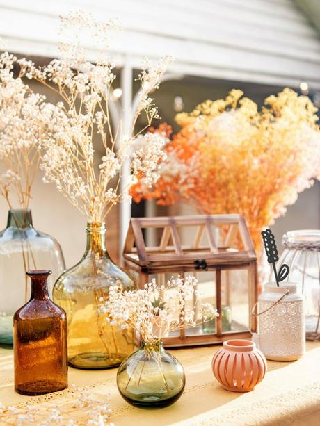 déco estivale table fête mariage bohème italienne couleur pastel vase gyspo séché bouquet
