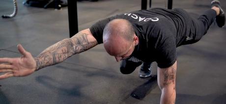L'Échauffement est-il Important en Calisthenics ? échauffement calisthenics squat jambes